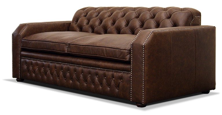 кожаный диван в английском стиле